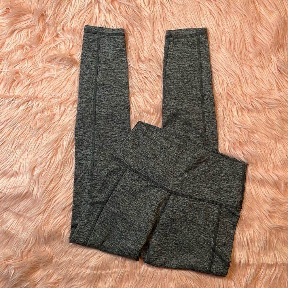 Aerie Chill Play Move Gray‎ High Rise Pocket Leggings Size Medium